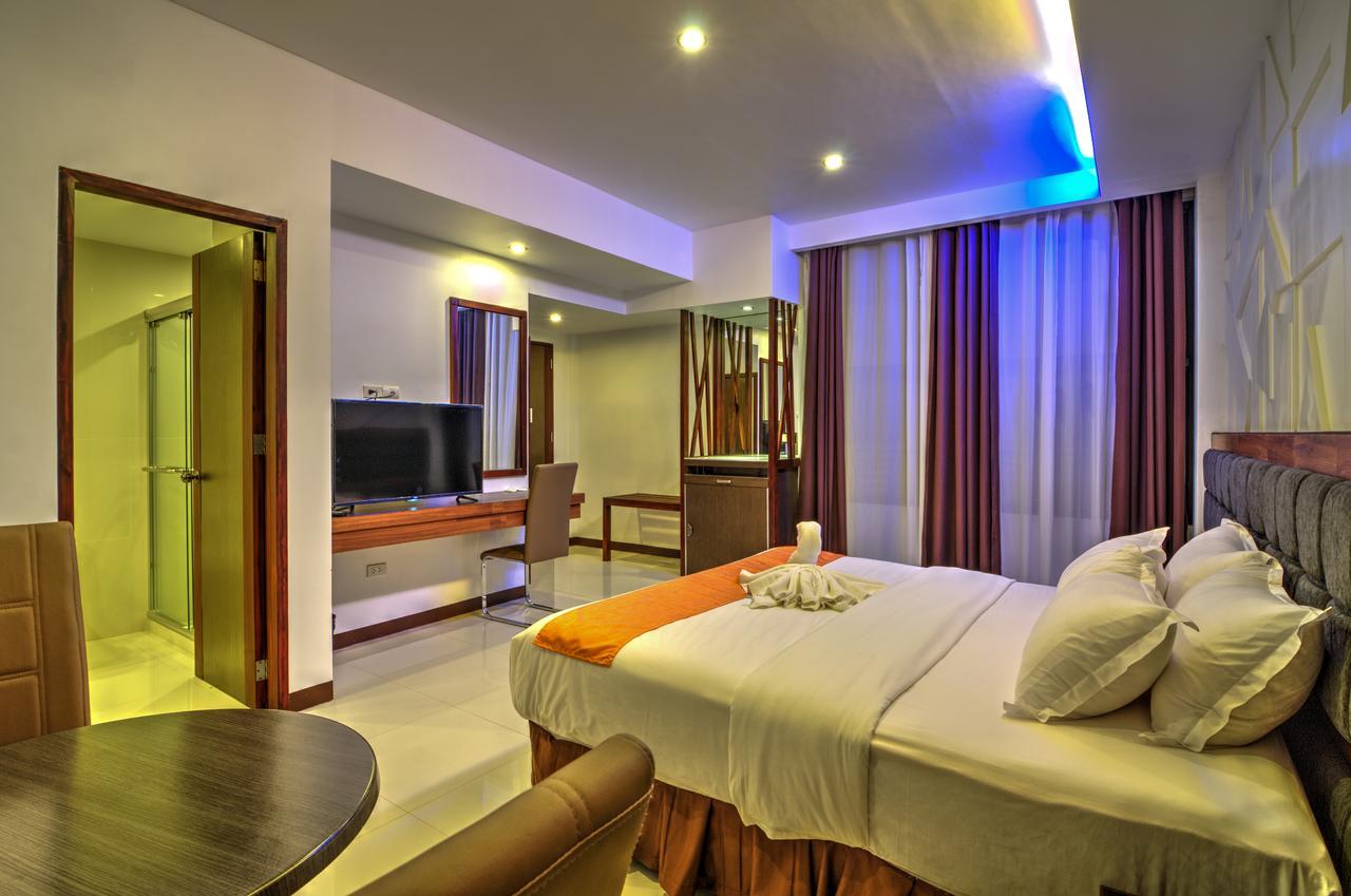Amaris Suites Butuan City ภายนอก รูปภาพ