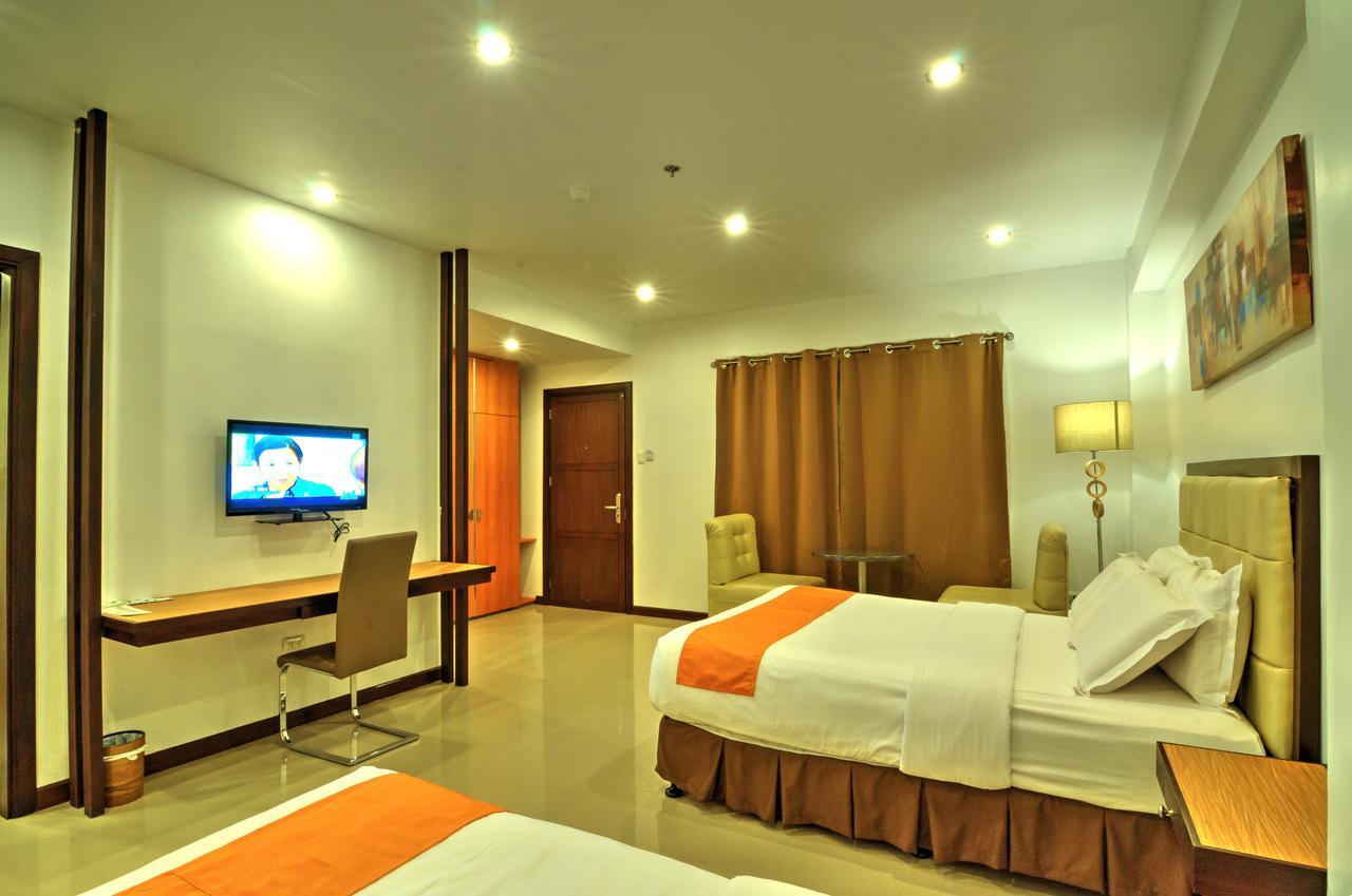 Amaris Suites Butuan City ภายนอก รูปภาพ
